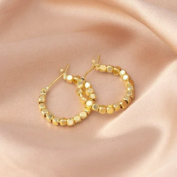 Elegant Golden-colour Hoop Earrings - Picture 1 of 5